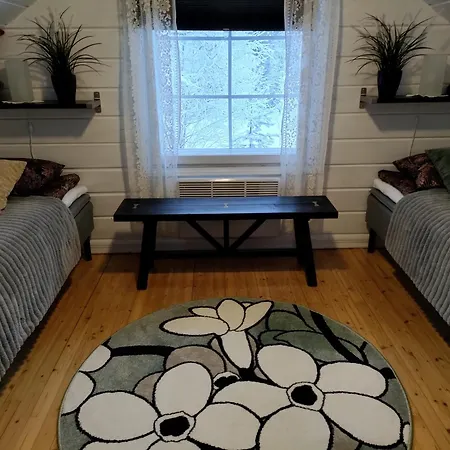 Bear's * Ροβανιέμι